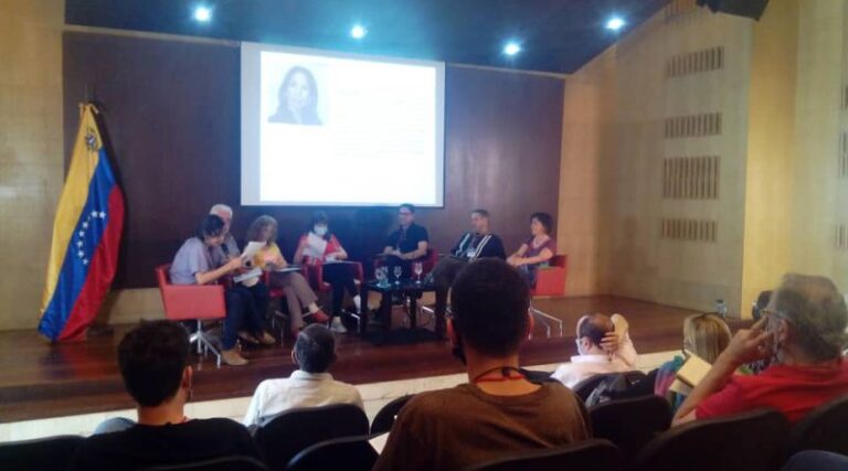 17ª Filven promueve derecho de niños y niñas a la lectura en coloquio internacional